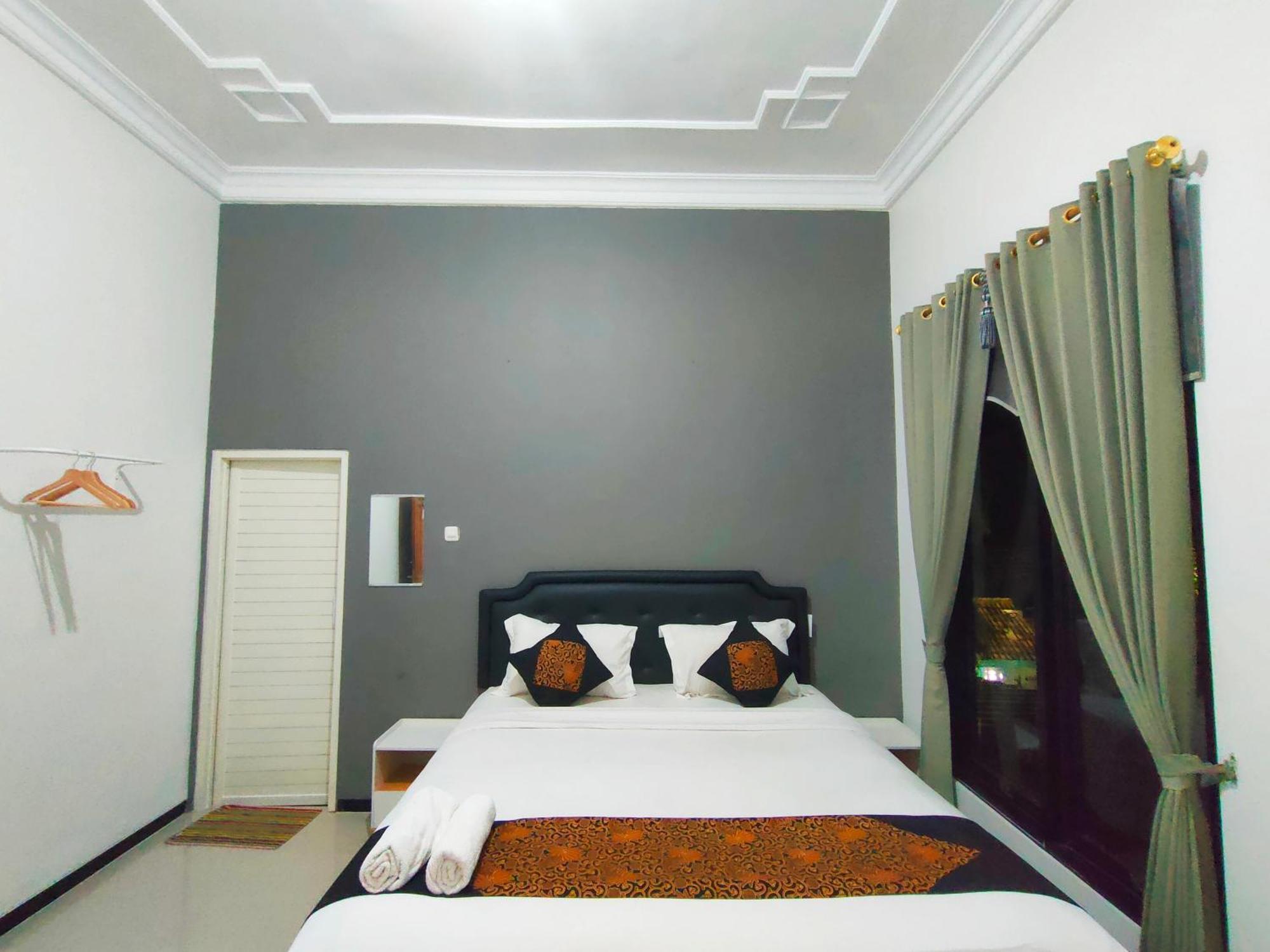 Tjahaja Baroe Syariah Mitra Reddoorz At Dukuh Kupang Surabaya Exterior foto